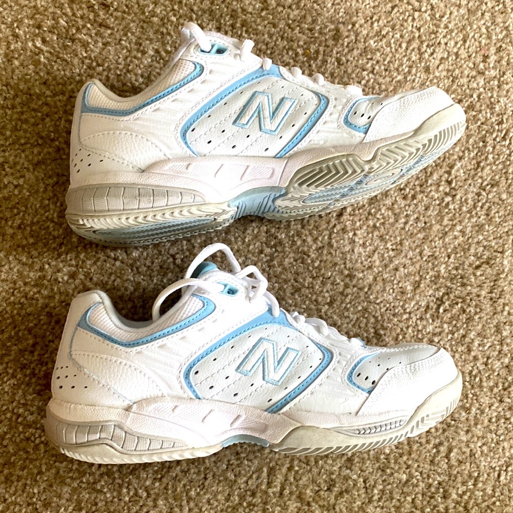 New Balance 654 shoes size 8 - Picture 5 of 8